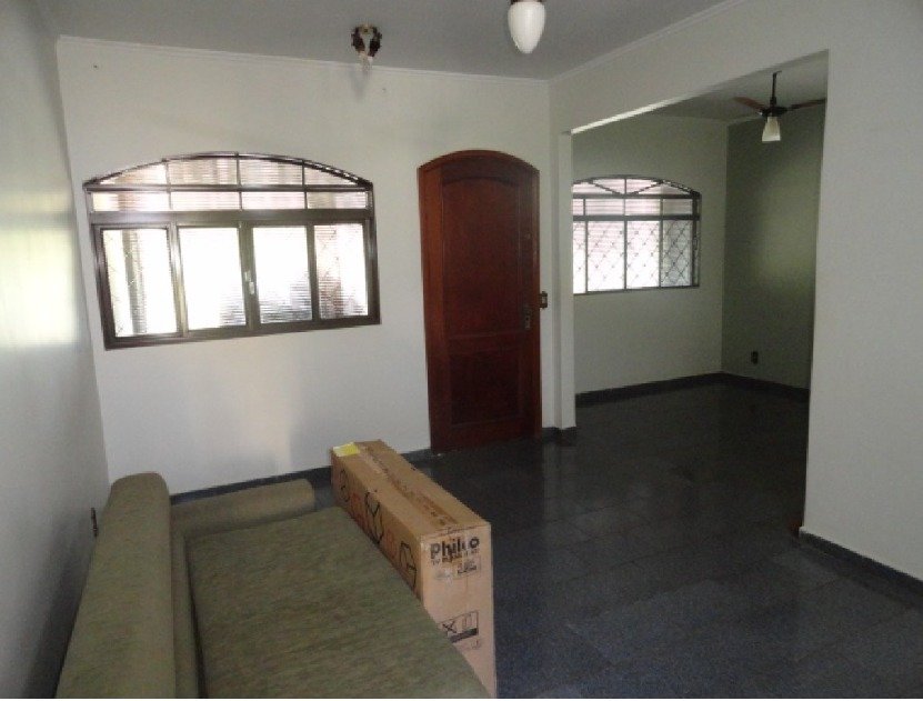 Casa - Venda - Jardim Irajá - Ribeirão Preto - SP