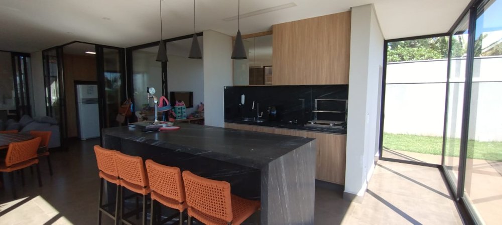 Casa em Condomínio - Venda - Residencial e Empresarial Alphaville - Ribeirão Preto - SP