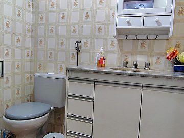 Banheiro com Arm�rios Planejados