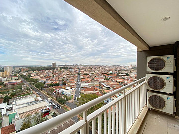 Apartamento na Av. do Caf�