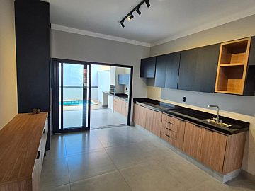 Casa no Condom�nio Terras de San Pedro