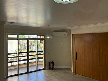 Apartamento na Vila Seixas