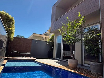 Casa Condom�nio Figueira Branca