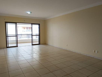 Apartamento no Jardim Iraj�